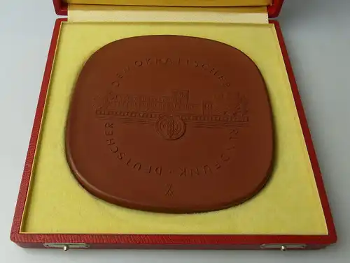 große Meissen Medaille: Deutsche Demokratische Republik, Orden1761