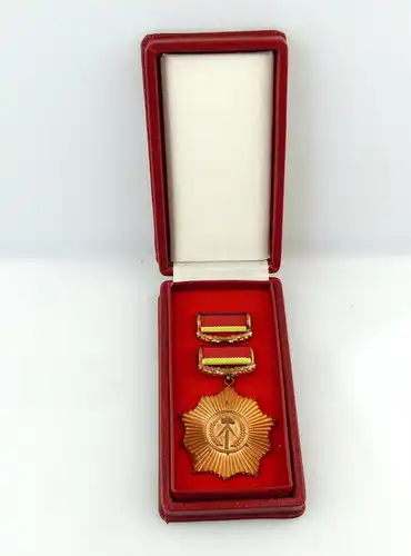 e9873 Vaterländischer Verdienstorden in Bronze mit Etui und Urkunde von 1981