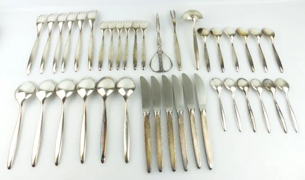 39 teiliges WMF Besteck in 90er Silberauflage e1846 7