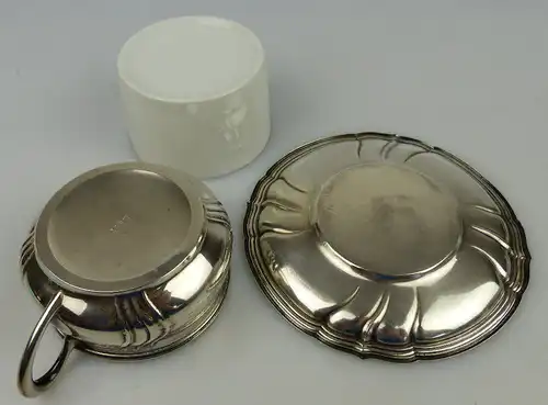 Tasse mit Unterteller in 800 (Ag) Silber 121g, Halbmond & Krone Dt., norb811