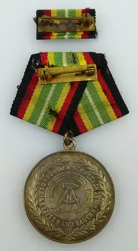 Medaille für treue Dienste NVA Stufe Silber 900 Silber Punze 5 Nr.150g, Orden917