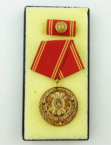 #e3452 DDR Medaille für treue Dienste in den bewaffneten Organen des MdI ab 1964