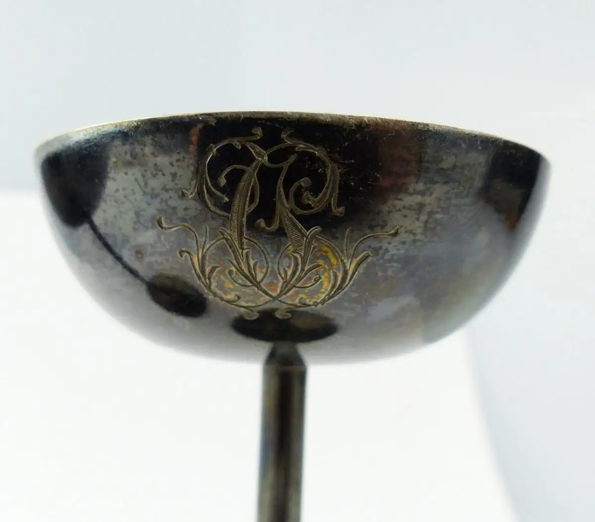 e10301 2 original alte Likörschalen aus 800er Silber mit Ziermonogramm CF Gutig 2