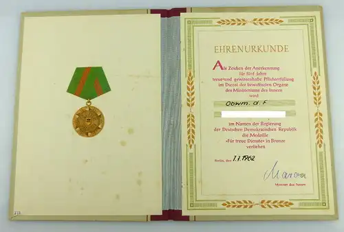 Urkunde: Medaille Treue Dienste in den bewaffneten Organen MdI 1962, Orden2794