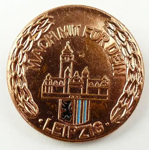 e10447 DDR Abzeichen Mach mit für dein Leipzig bronzefarben