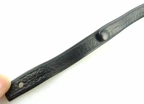 Schwarzer Trageriemen für Ferngläser, Gesamtlänge ca. 130 cm e1501