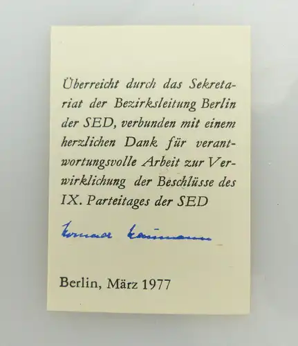 Minibuch: Marx Engels - überreicht durch Bezirksleitung Berlin der SED!! e293