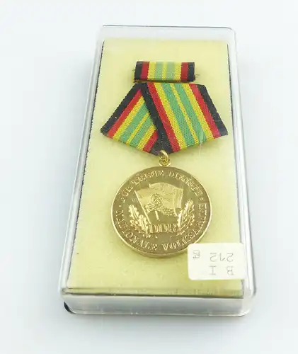 #e2843 DDR Medaille für treue Dienste in der NVA vgl.Band I Nr.149h # Punze 11 #