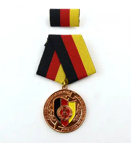 #e8430 Projektierte Auszeichnung der DDR Verdienstmedaille MfS bronzefarben