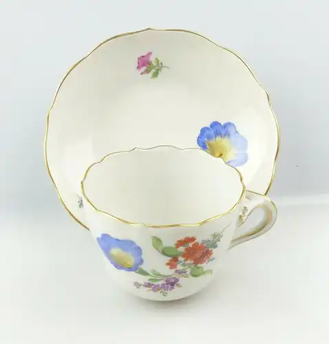 E10841 Meissen Mokkatasse 2 Wahl mit Blumen und Goldrand Mokkagedeck 2 teilig