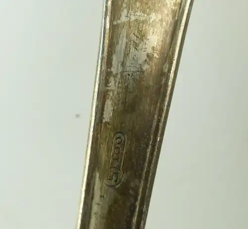 e10863 3 verschiedene alte Kellen Soßenkellen und 1 Vorlegemesser versilbert