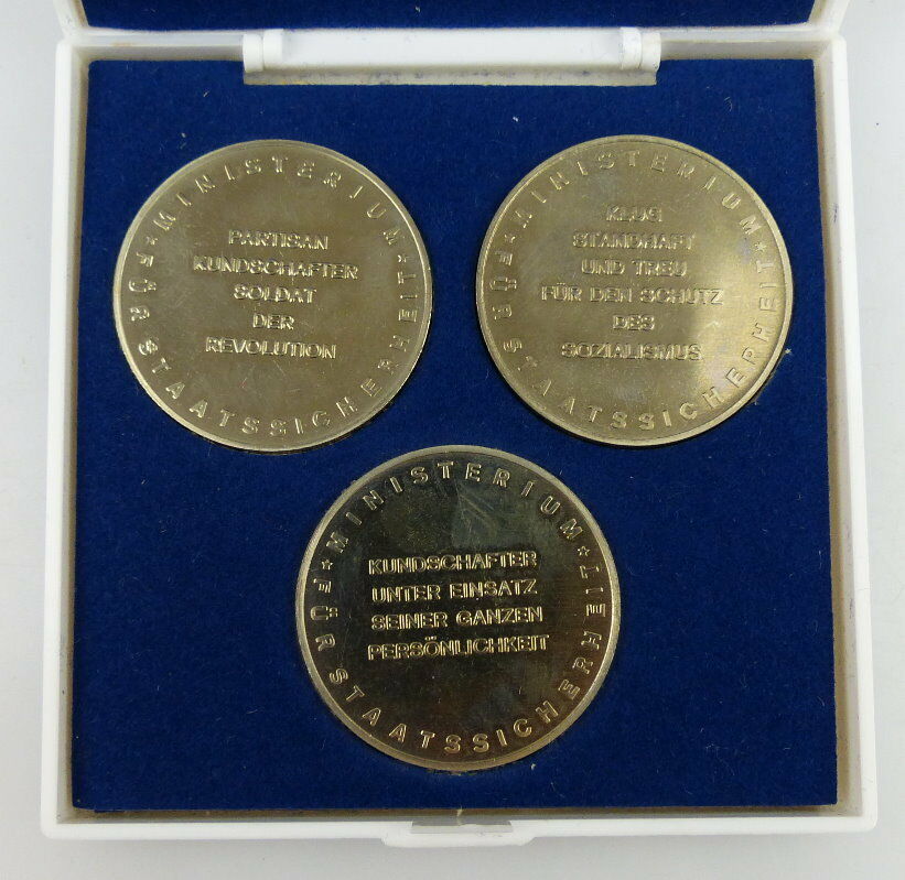 Der Artikel mit der oldthingid 35378965 ist aktuell ausverkauft.