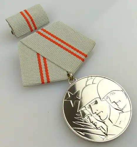 Medaille der Waffenbrüderschaft in Silber, vgl. Band I Nr. 209, Orden2392