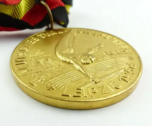 #e8379 Alte DDR Sieger Medaille II. Deutsches Turn- und Sportfest Leipzig 1956