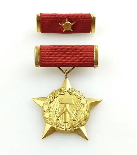 E11315 DDR Orden Held der Arbeit Nummer 53 i 1957 bis 1989 Nadelsystem defekt