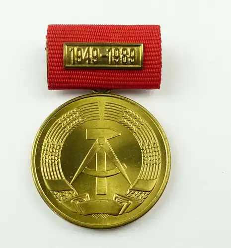 E10468 Ehrenmedaille zum 40 Jahrestag der DDR