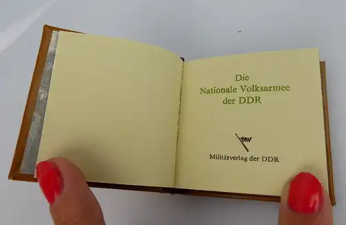 Minibuch: Die nationale Volksarmee der deutschen demokratischen Republik bu0294