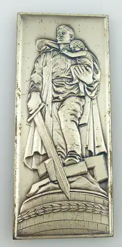 Medaille : Ehrenmal Treptow Berlin, silberfarben  / r067