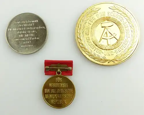 e11453 3 Medaillen Verdienstmedaille der DDR Regiment und Militärbauwesen