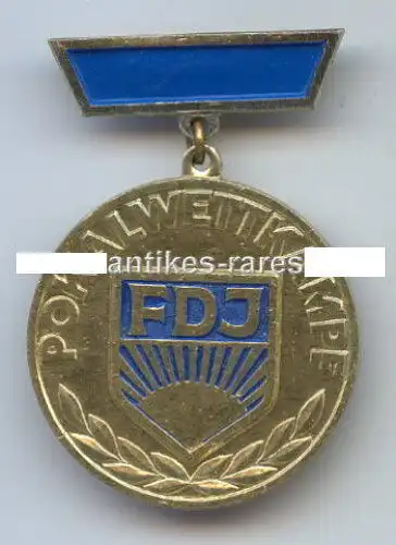 DDR Pokalabzeichen des Zentralrates der FDJ in Gold