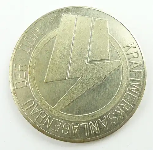 e11581 Alte Medaille Kraftwerksanlagenbau der DDR Elektroenergie und Wärme