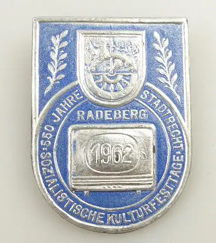 e11573 Abzeichen aus Pappe von 1962 550 Jahre Stadtrecht Radeberg selten