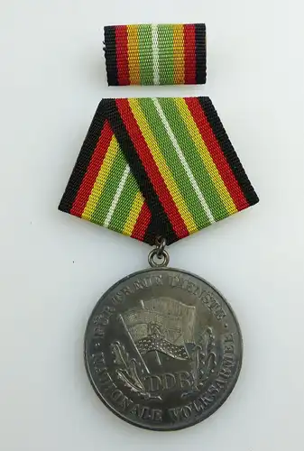 #e2833 DDR Medaille für treue Dienste in der NVA vgl. Band I Nr.150e # Punze 8 #