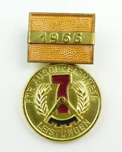 #e8776 DDR Medaille für ausgezeichnete Leistungen 1966 FDGB vgl. Nr. 126/66