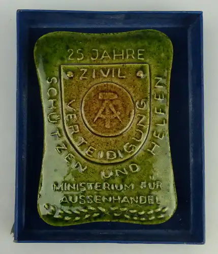 Medaille: 25 Jahre Zivilverteidigung Ministerium für Aussenhandel, Orden1754