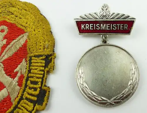 e11651 GST Kreismeister und Aufnäher aus Sammlung sehr selten DDR