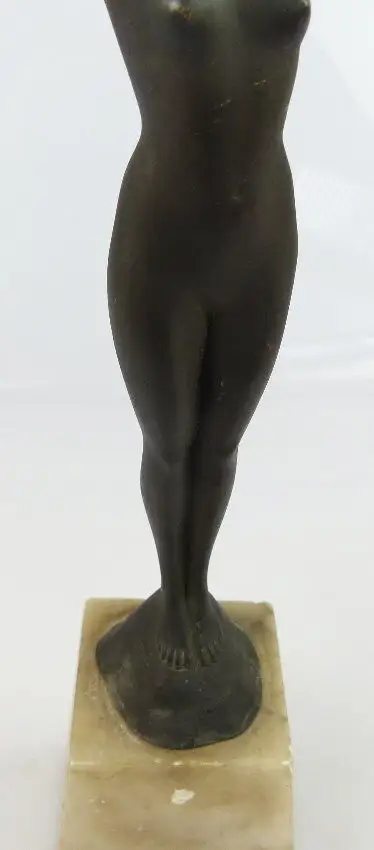 alte Jugendstil Bronze zum Andenken weiblicher Akt unsigniert (so091) 2