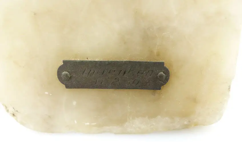 alte Jugendstil Bronze zum Andenken weiblicher Akt unsigniert (so091) 4