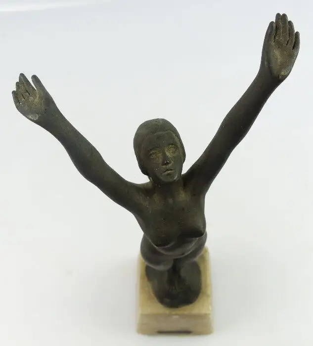 alte Jugendstil Bronze zum Andenken weiblicher Akt unsigniert (so091) 9