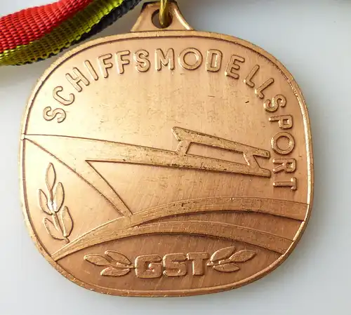 Medaille : Schiffsmodellsport GST Meisterschaft der DDR / r394