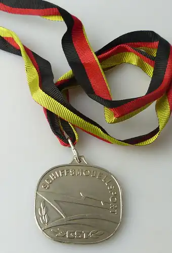 Medaille : Schiffsmodellsport GST Meisterschaft der DDR / r391