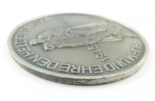 e10139 Medaille Ruhm und Ehre den Helden der Sowjetarmee 1945 1985 silberfarben