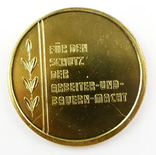 #e8047 Medaille: Zollverwaltung der DDR goldfarben  defekt