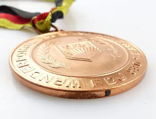 #e5542 Medaille Wanderpokal des Zentralrates der FDJ in Bronze / 3. Platz