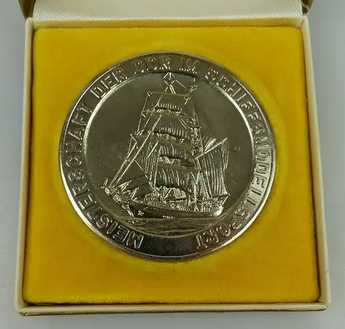 Medaille: Meisterschaft der DDR im Schiffsmodellsport, silberfarben, Orden1316