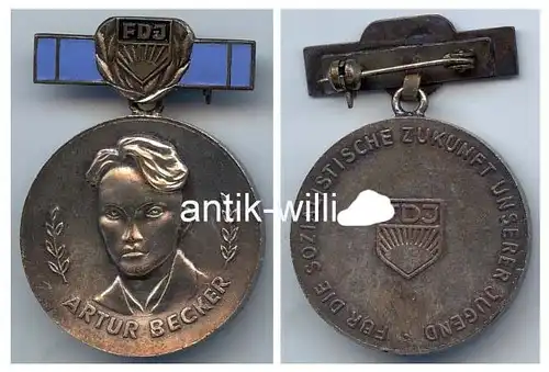 DDR FDJ Artur Becker Medaille in Silber 1. Ausführung