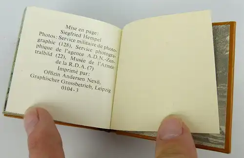 Minibuch: l`arme`e de la R.D.A. NVA der DDR auf französischer Sprache bu0780
