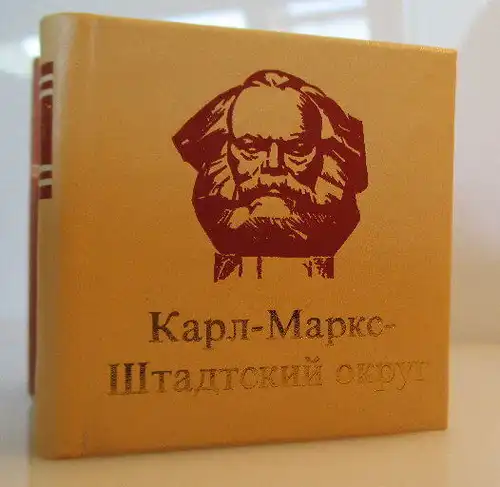 Minibuch: Karl Marx Stadt in russischer Sprache bu0101