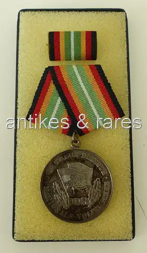 Medaille für treue Dienste in der Nationalen Volksarmee in Silber Band I Nr 150d