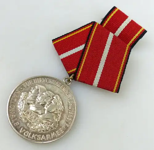 Verdienstmedaille der NVA in 900 Silber vgl Band I Nr. 146 f Punze 10, Orden1200