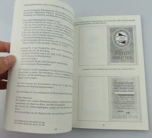 Buch: Auszeichnungen und Abzeichen der SED Feder 2001 1. Auflage, so328