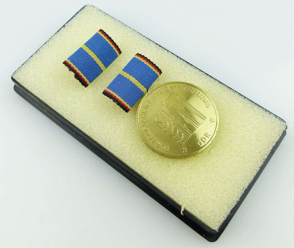 so318 Pflichterfüllung zur Stärkung der Landesverteidigung Medaille für langj