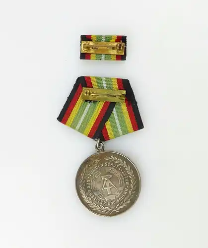 #e7481 DDR Medaille für treue Dienste NVA vgl. Band I Nr. 150 d Punze 3 1962-63