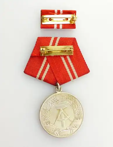 #e4642 Medaille für treue Dienste in den Kampfgruppen der Arbeiterklasse 1973-78