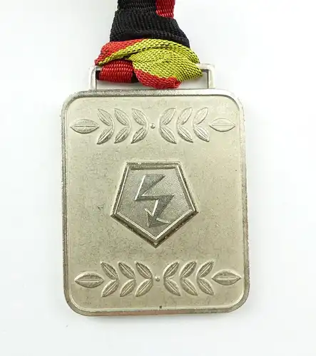e10148 Medaille Plakette GST DDR Bezirksvorstand Magdeburg mit Band