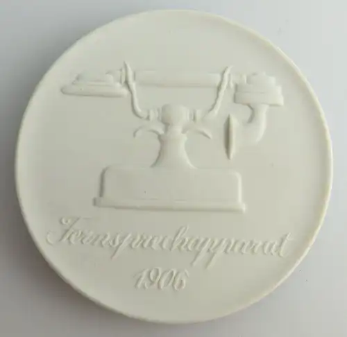 Meissen Medaille: Postmuseum der DDR Berlin Fernsprechapparat 1906, Orden2640